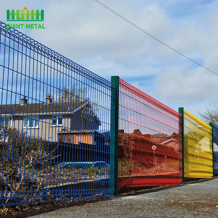 Wholesaler Low Price High Quality BRC Fence