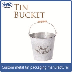 Ice bucket with wooden handle