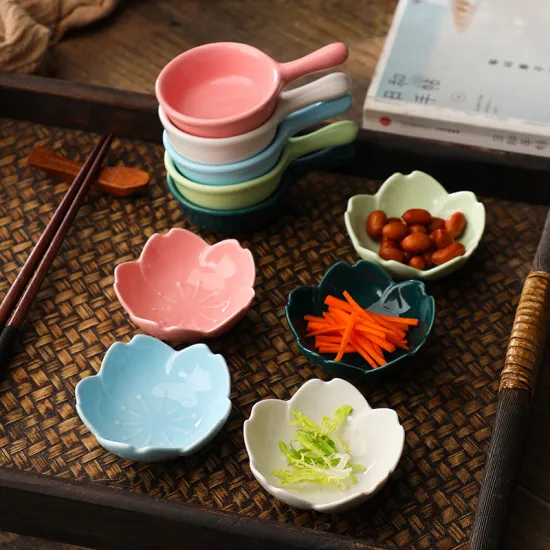 Ceramic Condiment Saucers and Seasoning Dishes: Stylish and Functional Kitchen Accessories