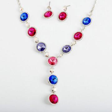 Fashion Necklace set  with Swarovski crystal stone glued