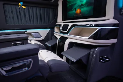VIP China Manufacturer Car Accessories Hiace Interior Upgrade Kit for Toyota Hiace