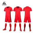 Sport Voetbalshirts Volledige uitrusting Aangepaste voetbaluniformen