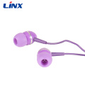 Earphone in-ear berbagai warna untuk suasana hati yang baik