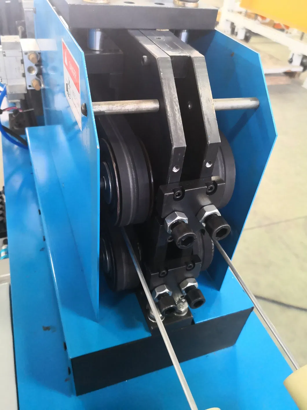 Automatic Feeder Tube Pipe Uncoiling Straightener and Chipless Cutting Machine with ISO and CE