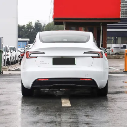 High-Speed 200km/h 4WD Tesla Model 3 Electric Cars For Sale