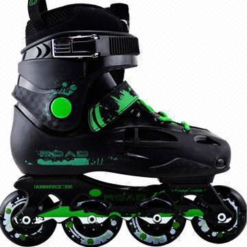 Plastic Roller Skate Shoes, Made of Aluminum Alloy with PVC Wheel