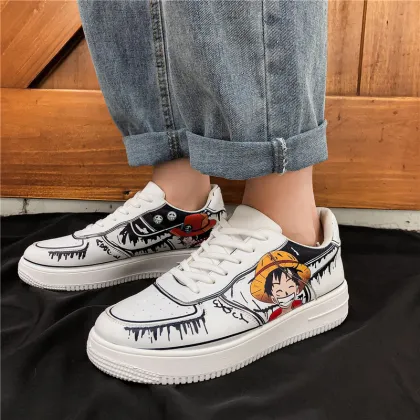 Graffiti White Shoes Men's Fashion Personality Skateboard Shoes Casual Shoes Trend Men Flats Vulcanize Shoes Size 44