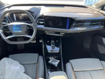 2024 China Manufacturer Electric Cars: Audi Q4 E-Tron and 2022 50 E-Tron Creative Edition for Disabled