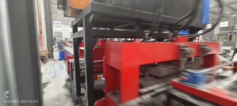 Bridge forming machine