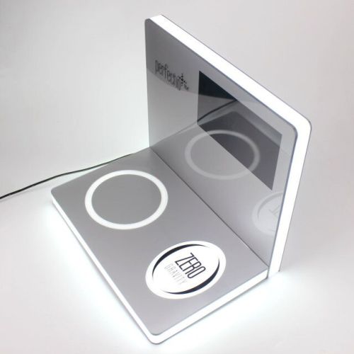 Advanced Cosmetic Acrylic Display Racks with LED