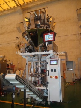 Vertical automatic peanuts packing machine
