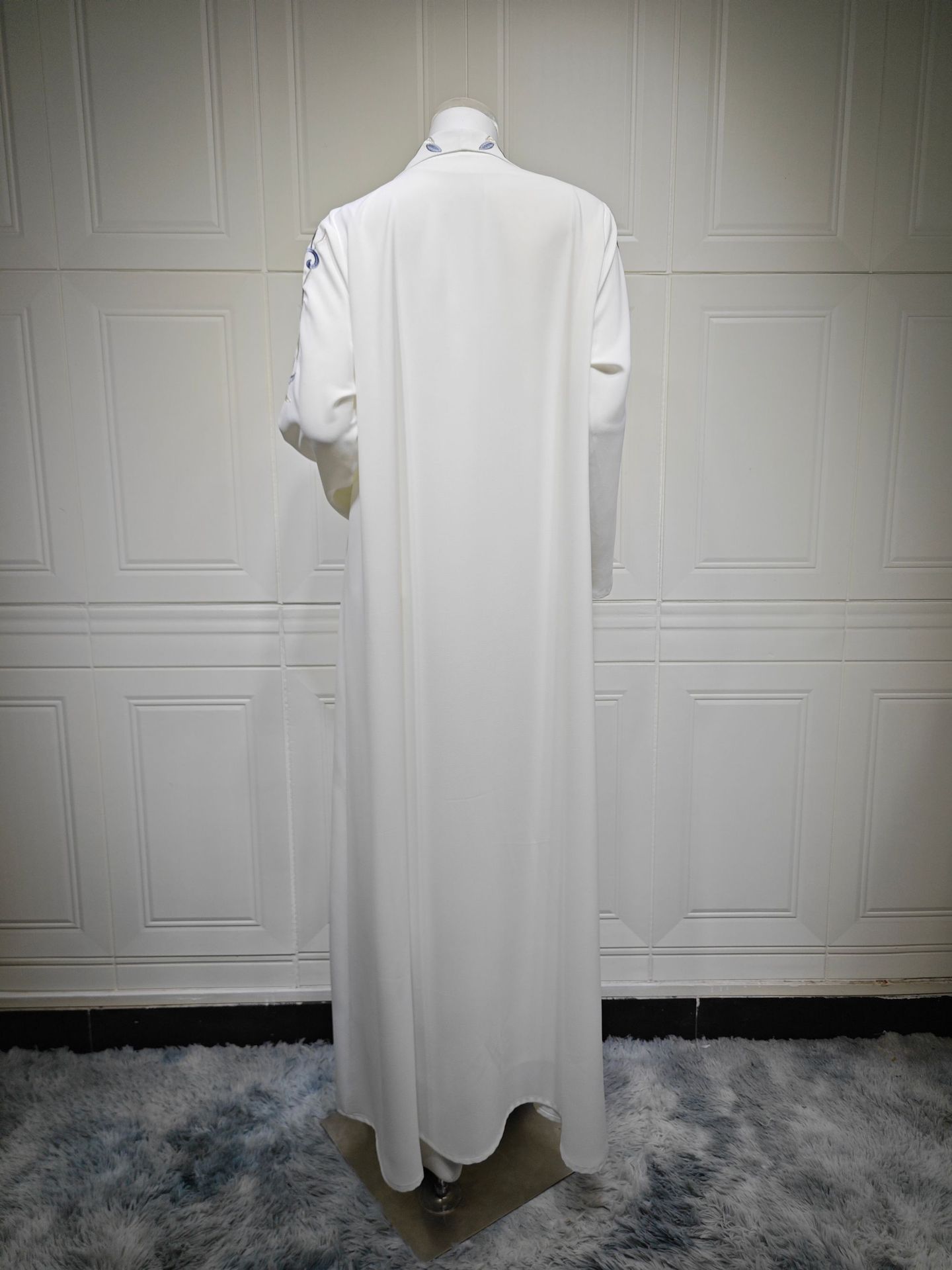 Elegant Embroidered Lapel Collar Abaya Cardigan