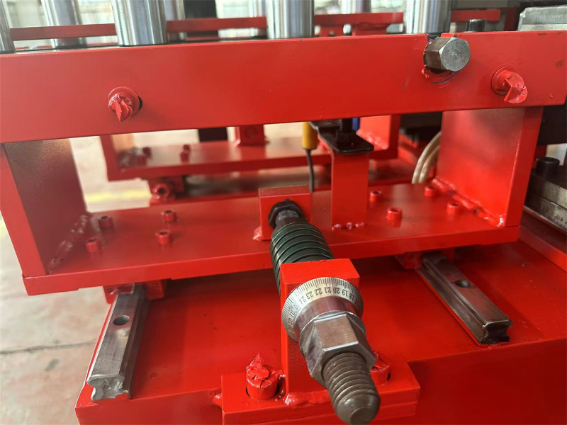 Advanced Cover Plate Forming Machine for Cable Systems