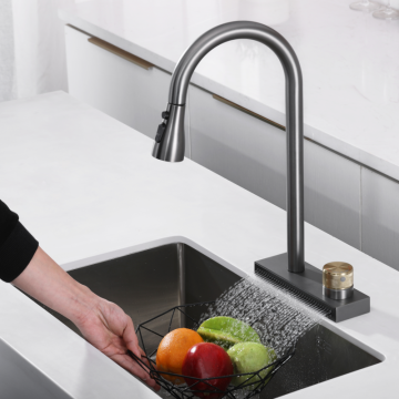 Factory Direct Handmade Waterfall Black 304 Stainless Steel Kitchen Sink with Drain Board