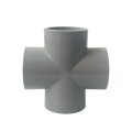 Raccord croisé en PVC DIN PN10