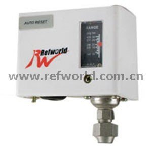 स्वचालित स्विच -12V 24V 60W 5L/M पोर्टेबल स्मॉल इलेक्ट्रिक 24V डीसी पानी पंप ऑटोमैटिक प्रेशर कंट्रोल के साथ