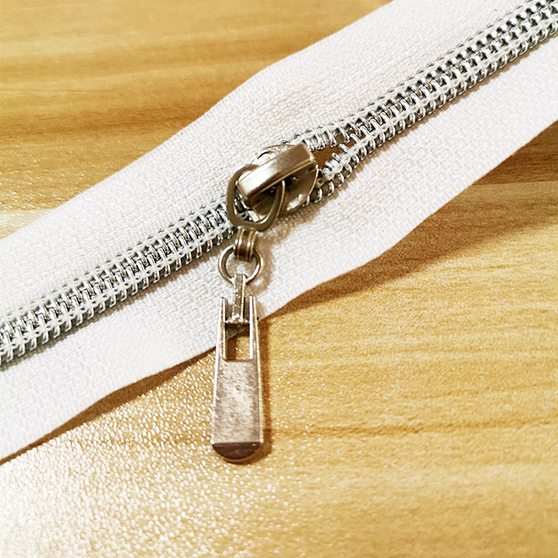 nylon zipper NL-5-19-5