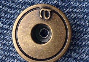 3 3