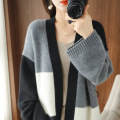 Korean version V-neck matching color lacing coat
