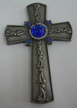 Metal cross