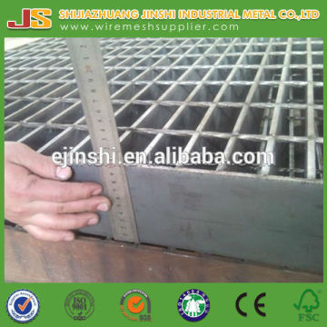 cheap Hot Dipped Galvanized Serrated Steel Bar Grating(SGS Factory)