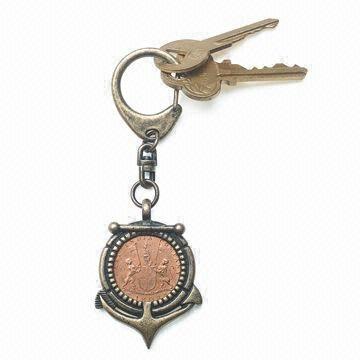 Coin Keychain, Made of Metal Material, Iron Metal Type, Customized Logos and Sizes Welcomed