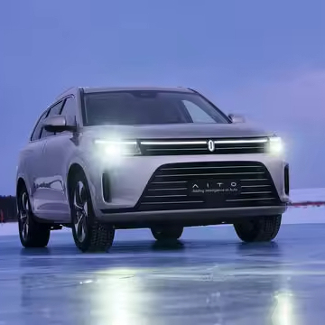 Huawei AITO M7: New Extended-Range Hybrid Electric SUV