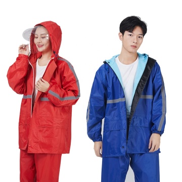 Customized Logo Waterproof Hooded Raincoat with Pockets for Sports and Work