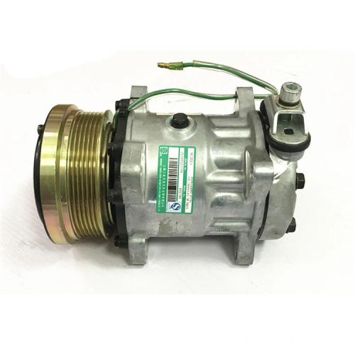 SINOTRUK New Air Conditioning Compressor WG1500139008 for Howo A7 8x4 Dump Truck Cab