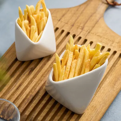 Ceramic French Fries Holder with Sauce Cups for Hotel and Restaurant Dinnerware