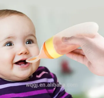 Wholesale Spoon Biberon Baby Silicone Extrusion Type Feeding Spoon Baby Food Feeder Silicone Bottle Soft Silicone Bottle with Sp