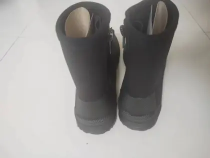 Black OEM neoprene waterproof diving shoes diving boots