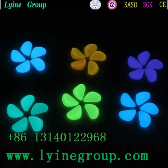 Glow pebble/glow in the dark stone/glow garden