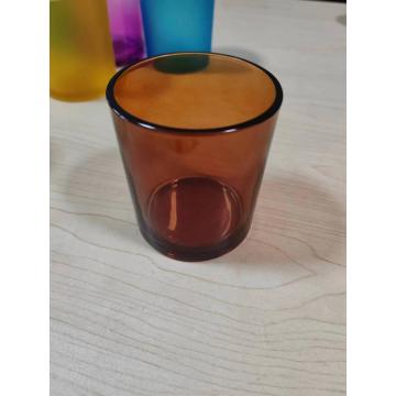 Coloer -Kerzenhalter und Glasflaschen kleine Gläser