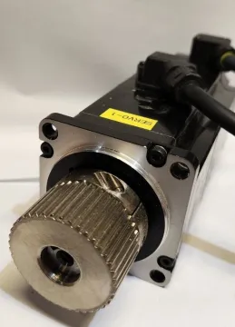 SGM7J-04A7A6C Yaskawa SGM7J 400w Power Servo Rotary Motor