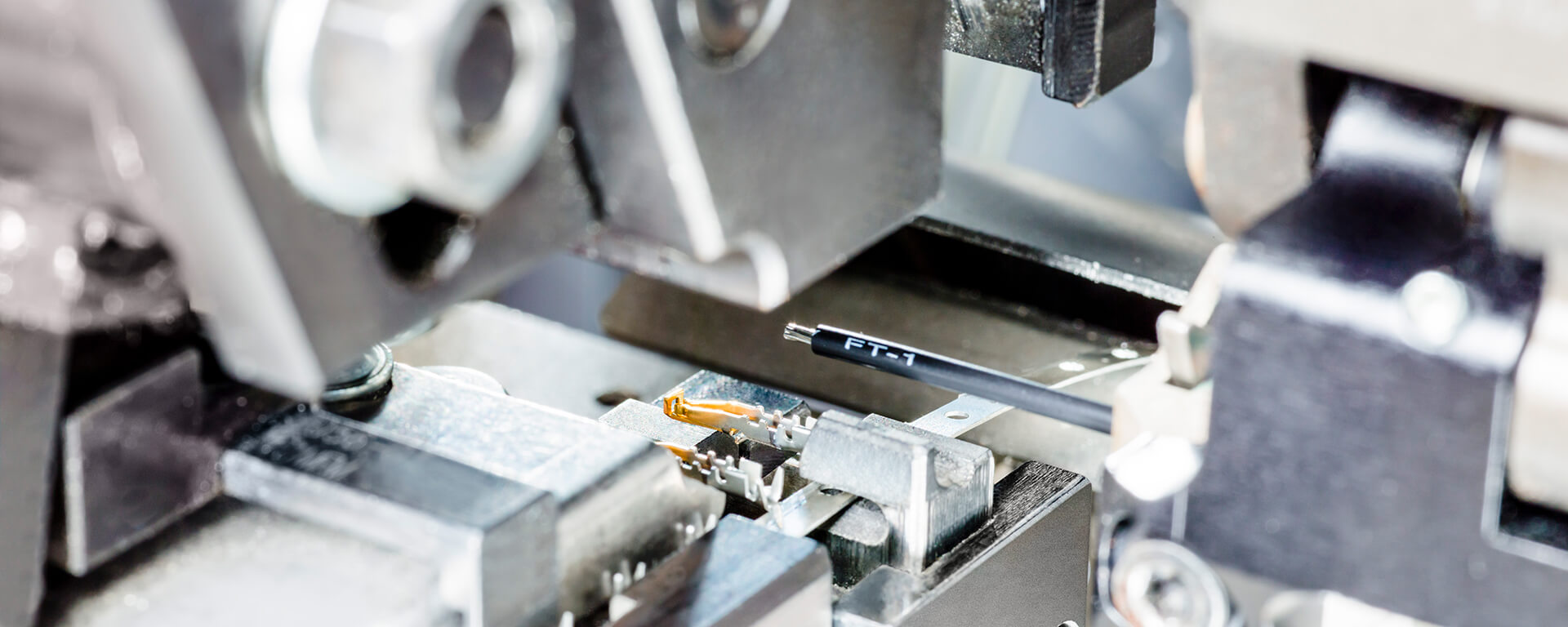 Cable-assemblies_banner_1920x768px