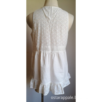 A High-quality Sleeveless Dress