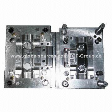 OEM Professional Plastic Injection Mold, Customized Specifications Accepted