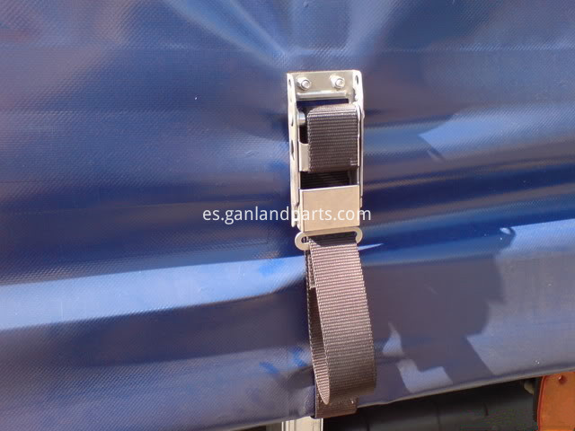 pull release buckle