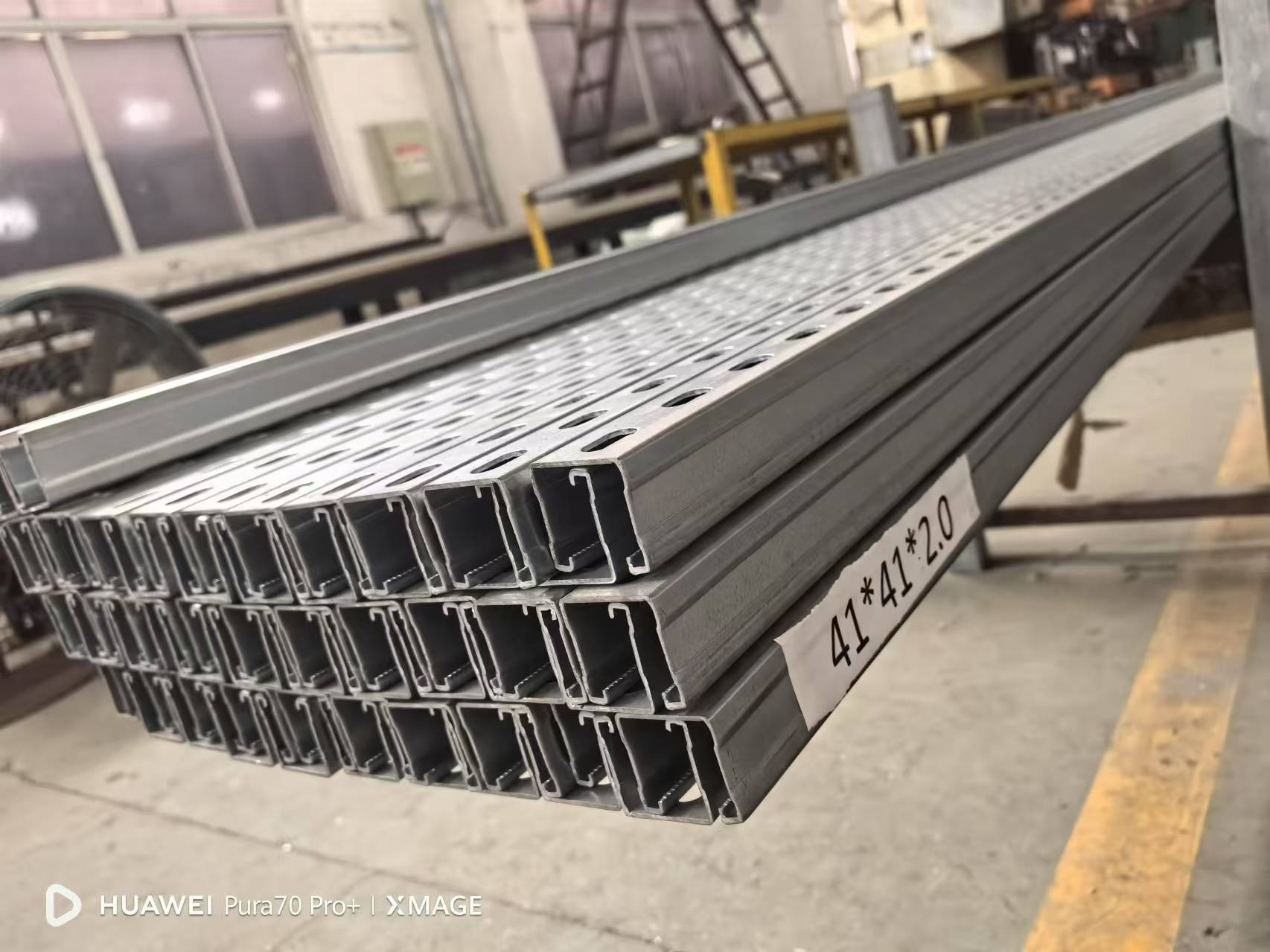 Steel hot dip galvanized purlins