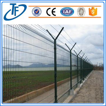 High Quality Square Post Galvanized / Pvc dilapisi Welded Wire