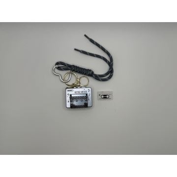 Llavero colgante de radio retro elegante para uso diario