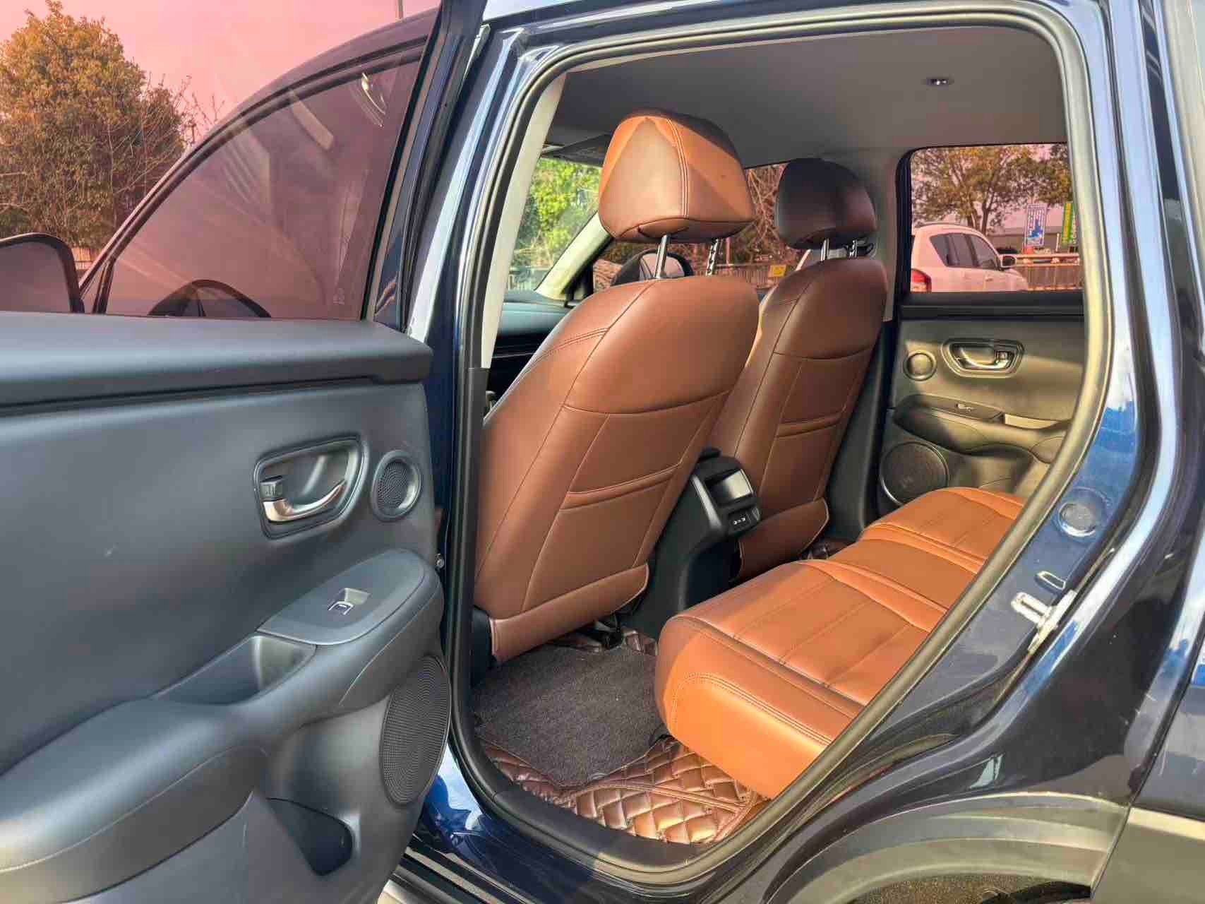 2023 240 TURBO CVT Enjoy
