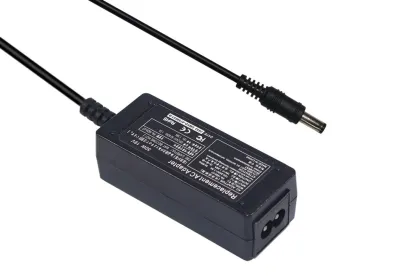 Mini Laptop Power Supply 19V 1.58A for Toshiba