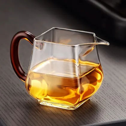 Jinyuan Tea Line Handmade Glass Tea Dish