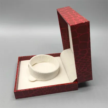 Right Angle Gold Jewelry Bracelet Box