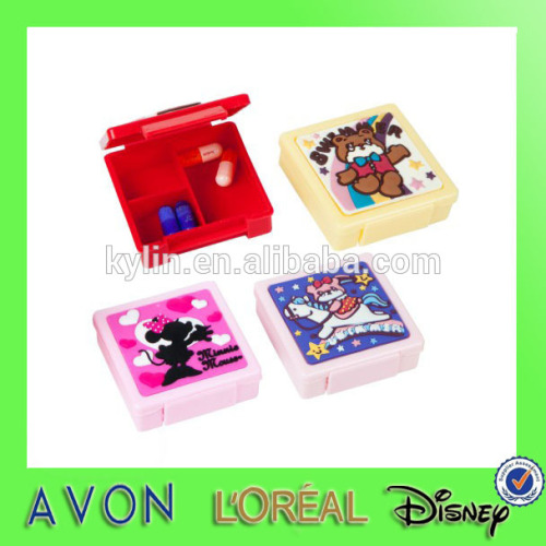 square shape 4 compartment plastic pill box with epoxy sticker