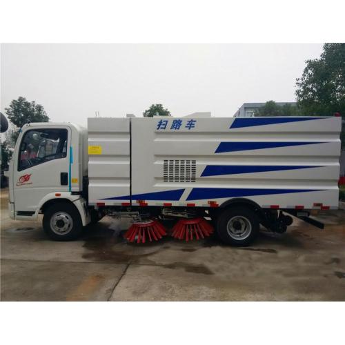 Sinotruck Howo 5cbm runway sweeper truck