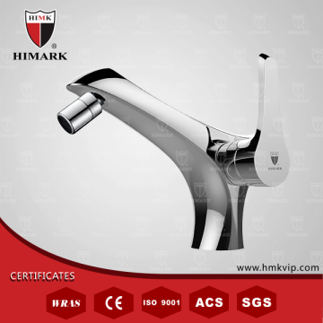 Single Handle Hot and Cold Water Bidet Faucet