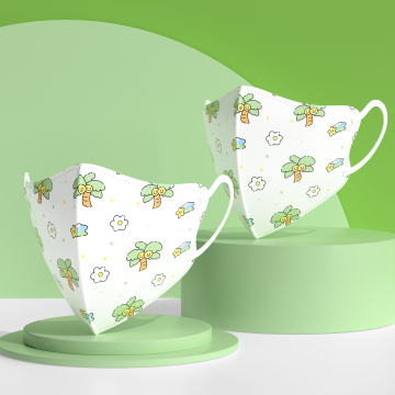 Máscara infantil estampada fofa com design de tamanho pequeno